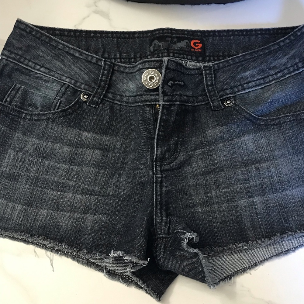 Guess stoned wash cut off jean shorts